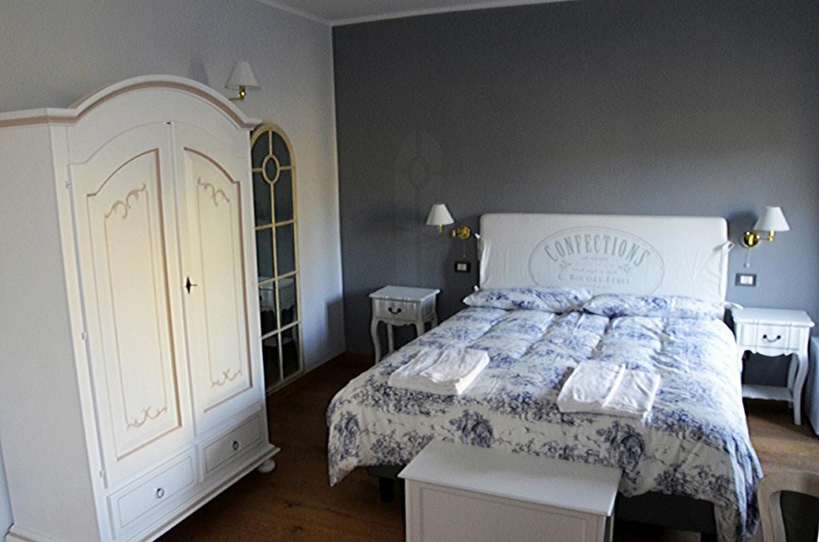 Relais Ristorante Sanfront Hotel Ponzone Bagian luar foto