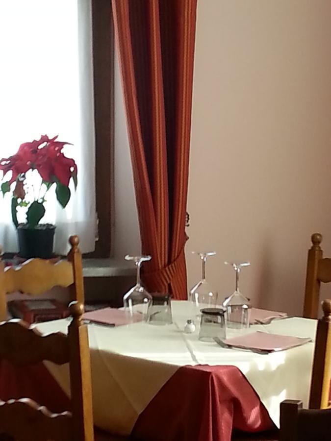Relais Ristorante Sanfront Hotel Ponzone Bagian luar foto